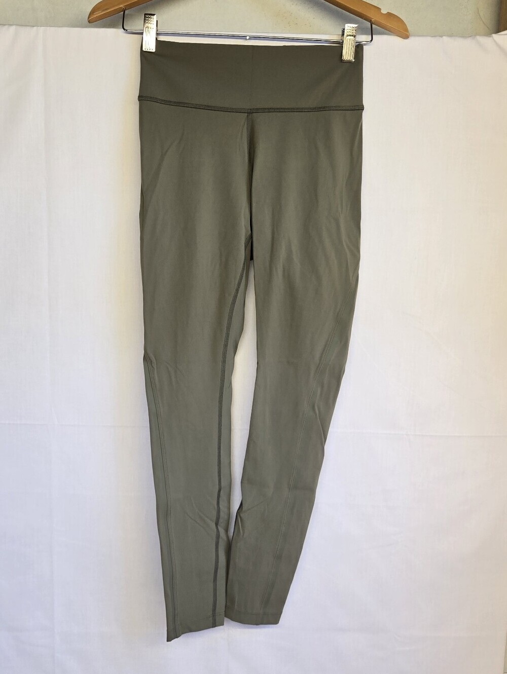 Outdoor Voices Olive Green High-Rise Women's Leggings-Size S